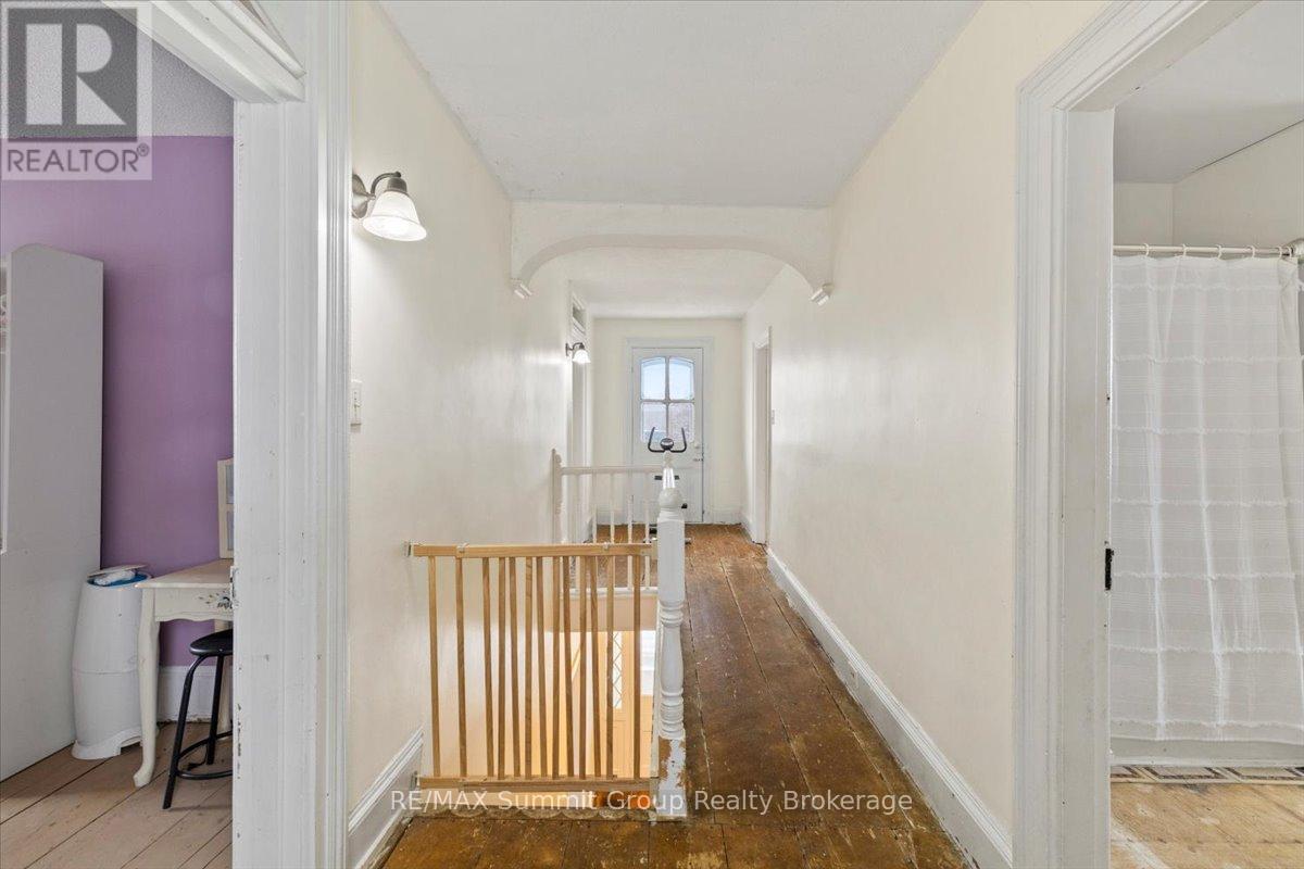 13 COLLINGWOOD STREET - 19