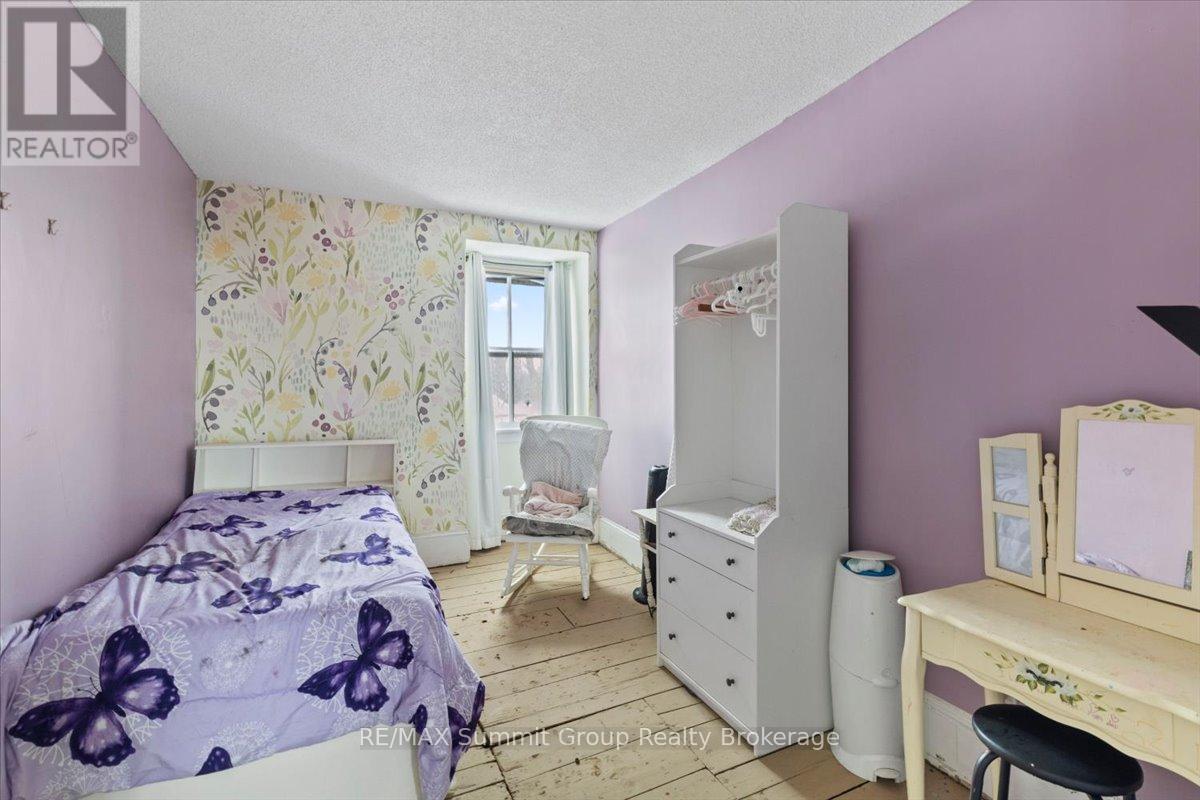 13 COLLINGWOOD STREET - 20