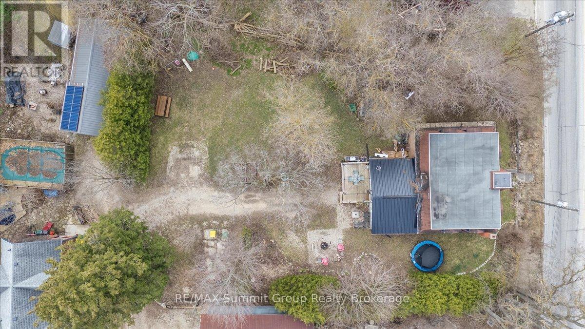 13 COLLINGWOOD STREET - 25