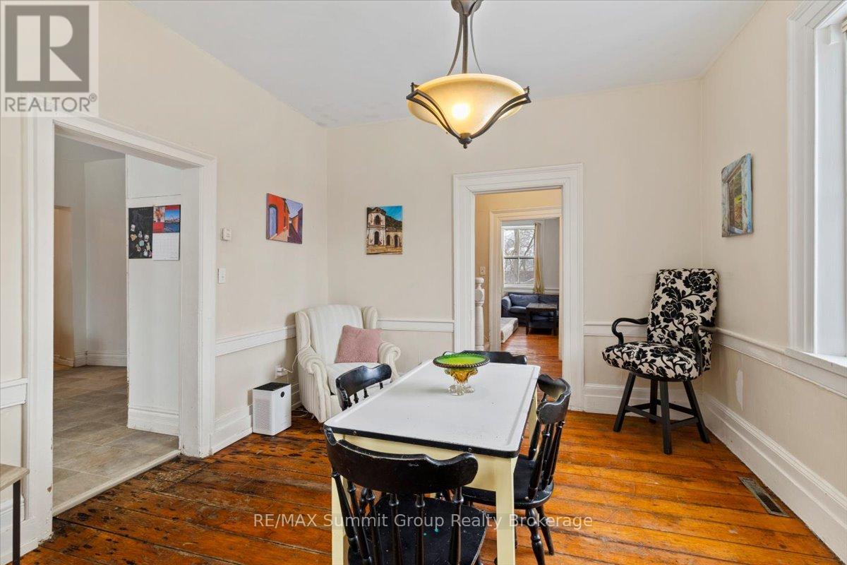 13 COLLINGWOOD STREET - 5