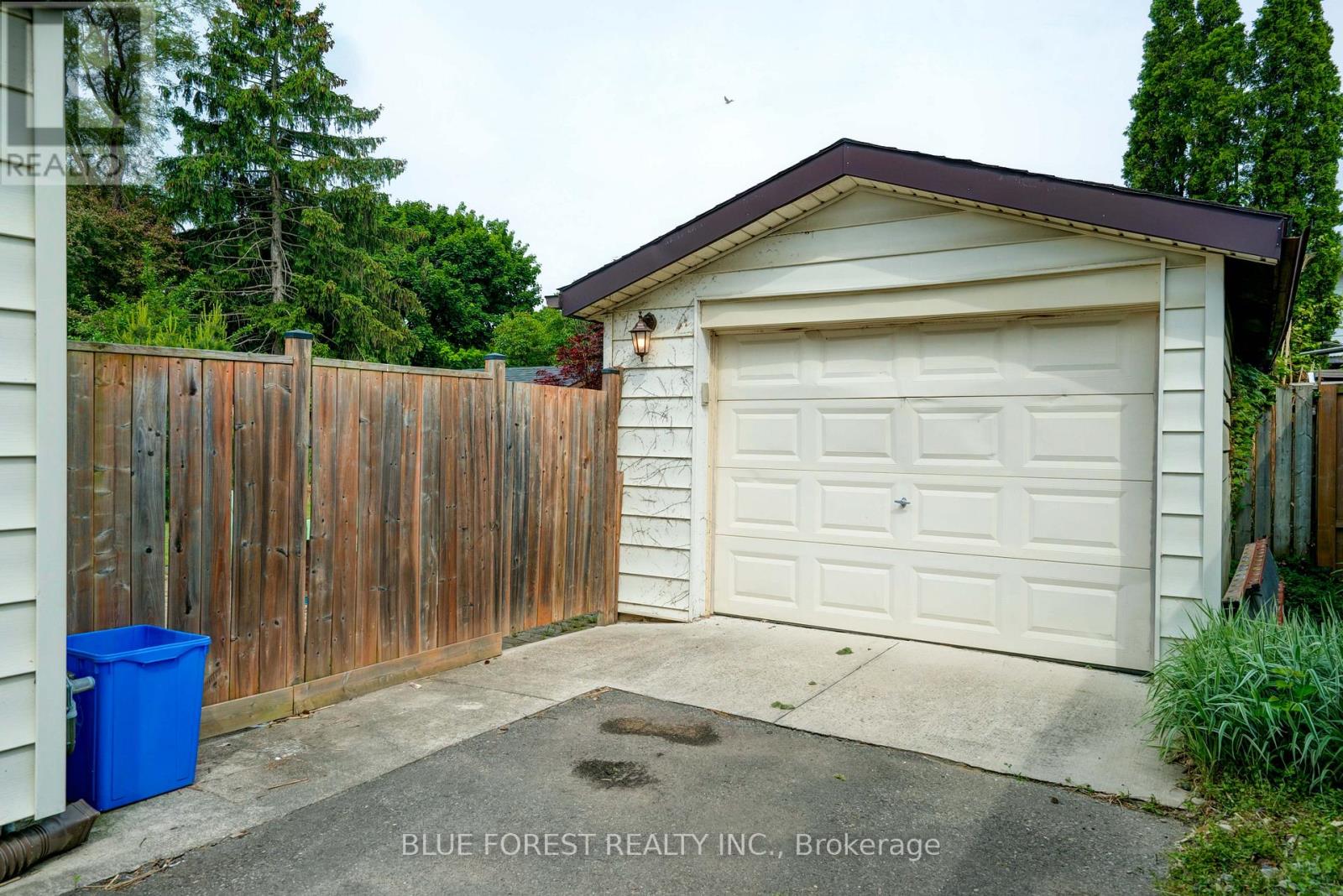 62 GLENBURNIE CRESCENT — photo 5