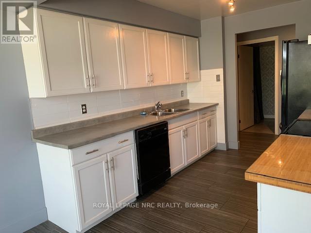 304 - 5100 DORCHESTER ROAD — photo 8