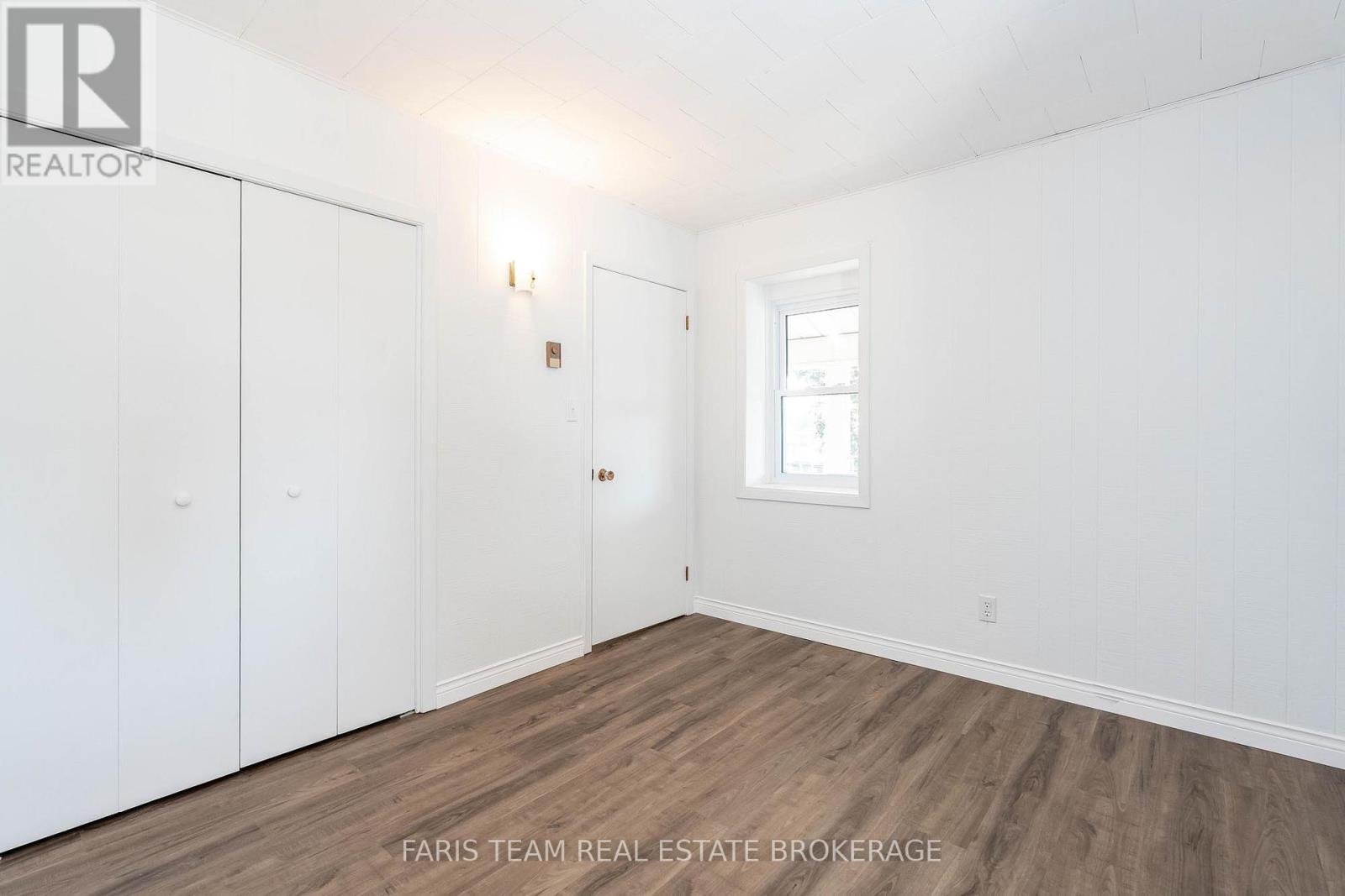 346 LAFONTAINE ROAD W — photo 24
