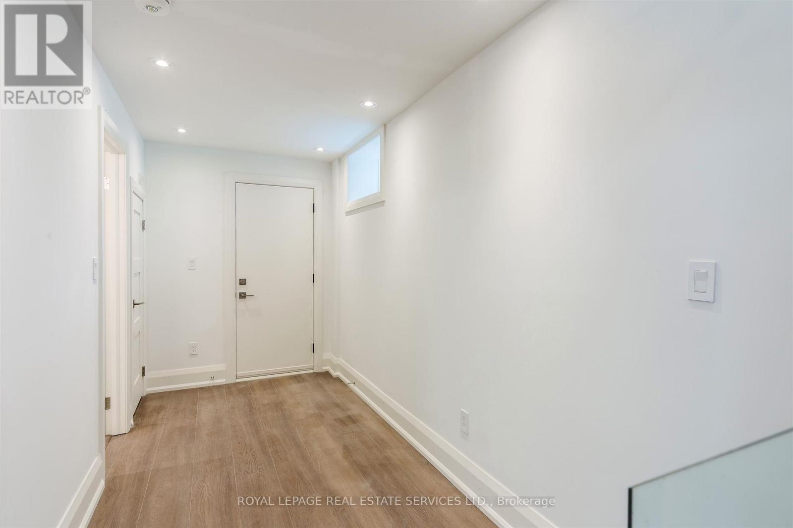 26 BISHOP STREET - 30