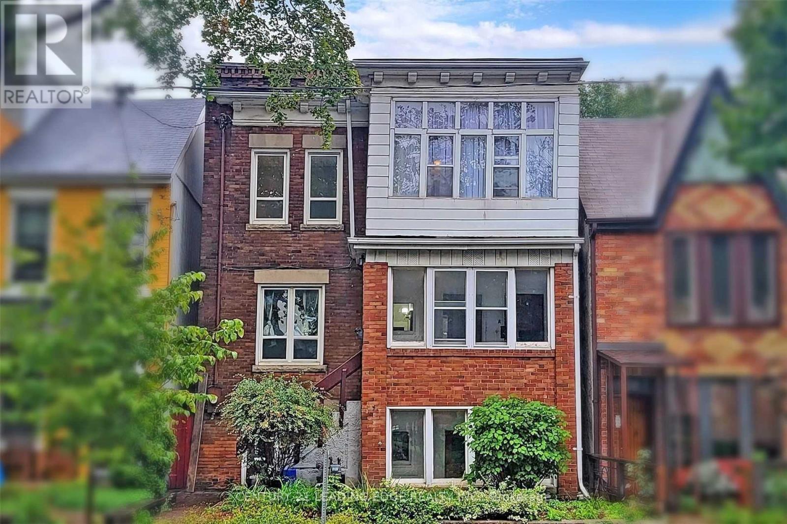 233 BORDEN STREET - 2