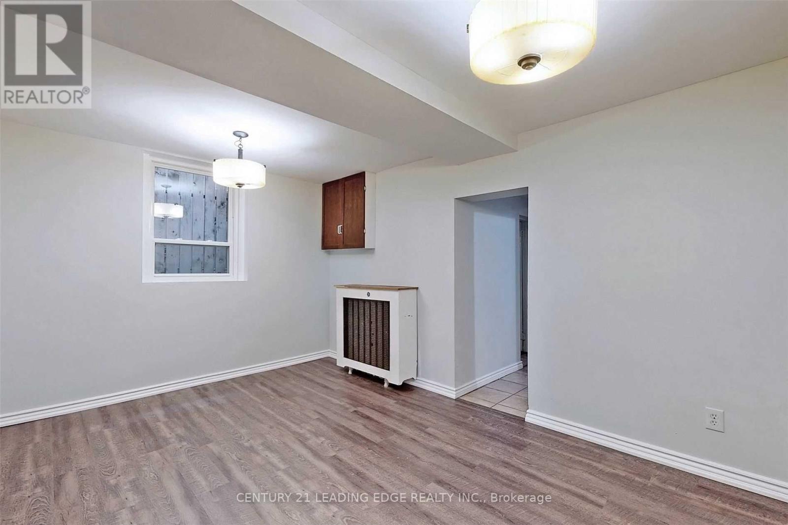 233 BORDEN STREET - 23
