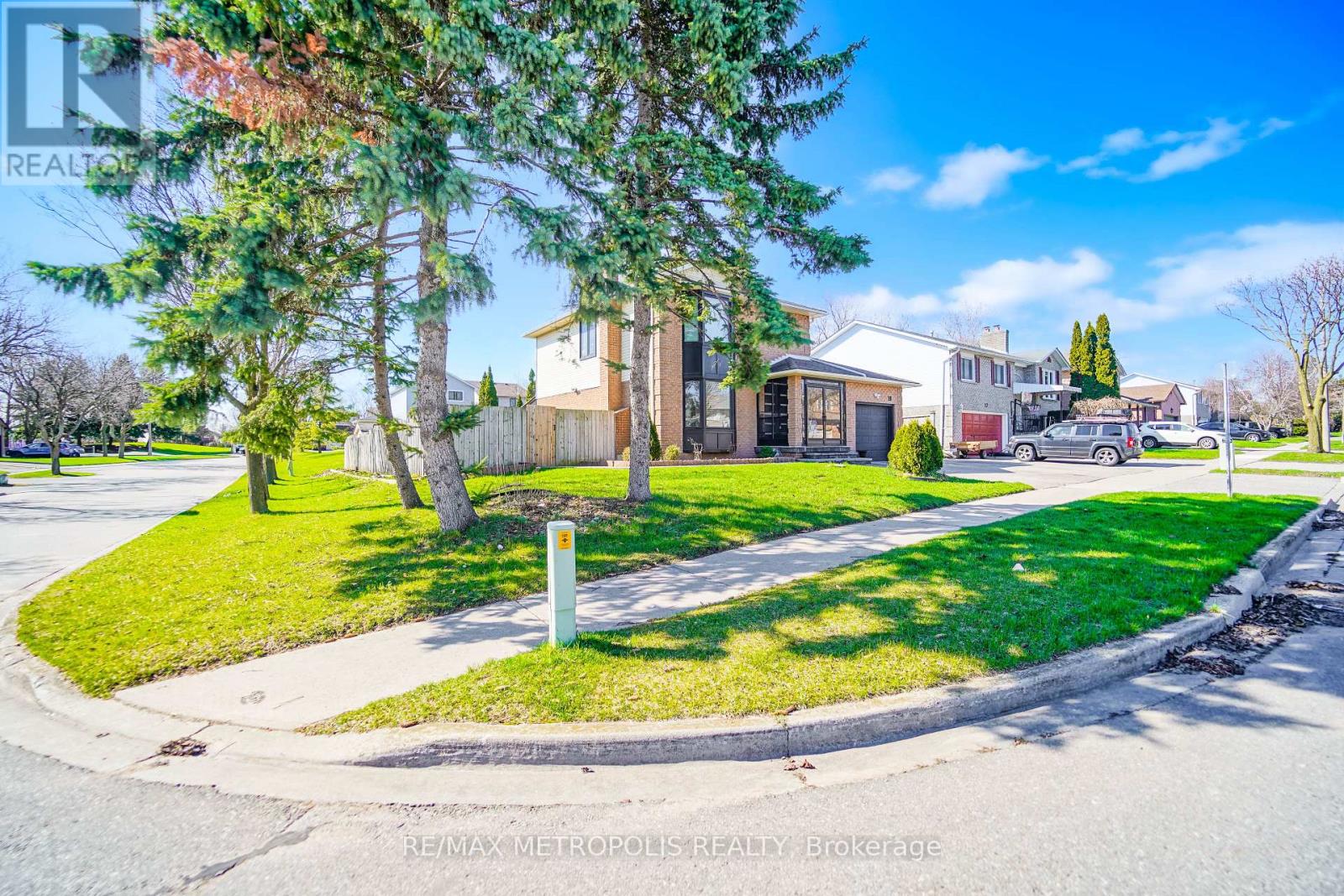 19 GLENABBEY DRIVE — photo 29