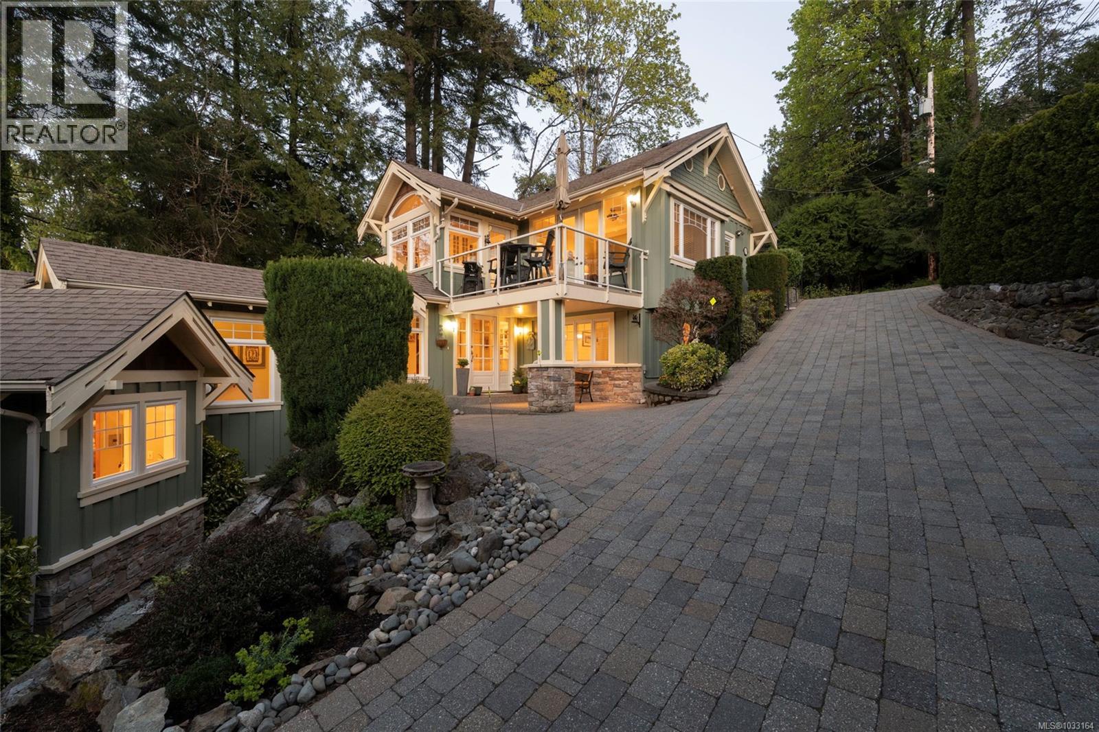  786 Sea Drive, Central Saanich