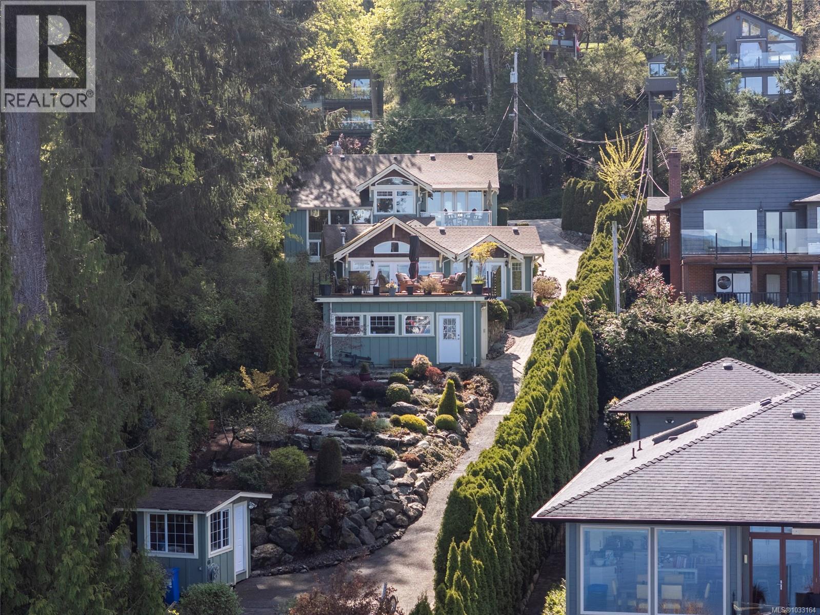  786 Sea Drive, Central Saanich