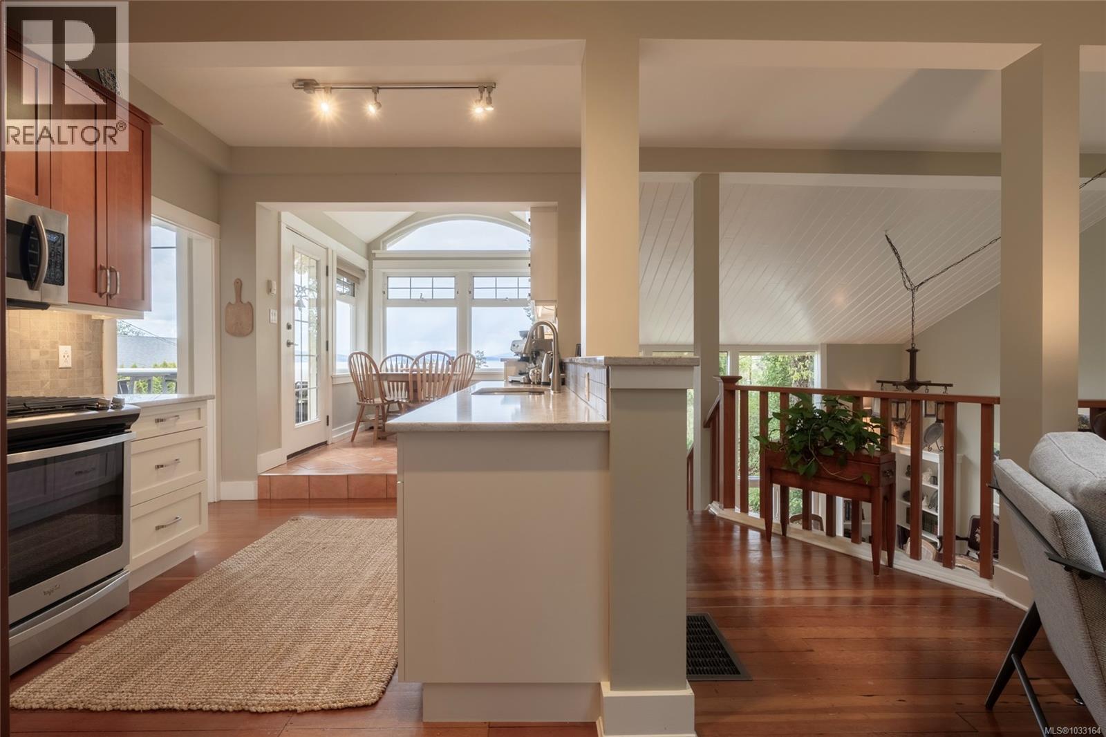  786 Sea Drive, Central Saanich