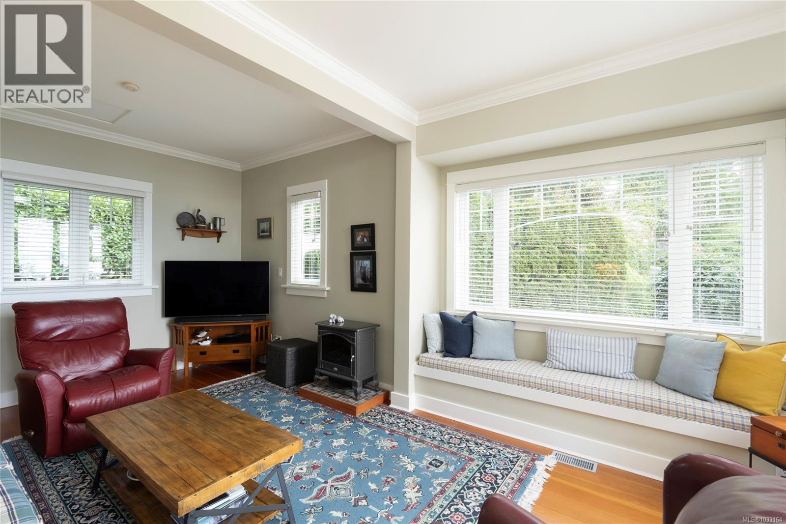  786 Sea Drive, Central Saanich