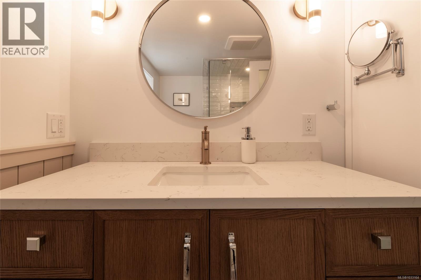  786 Sea Drive, Central Saanich