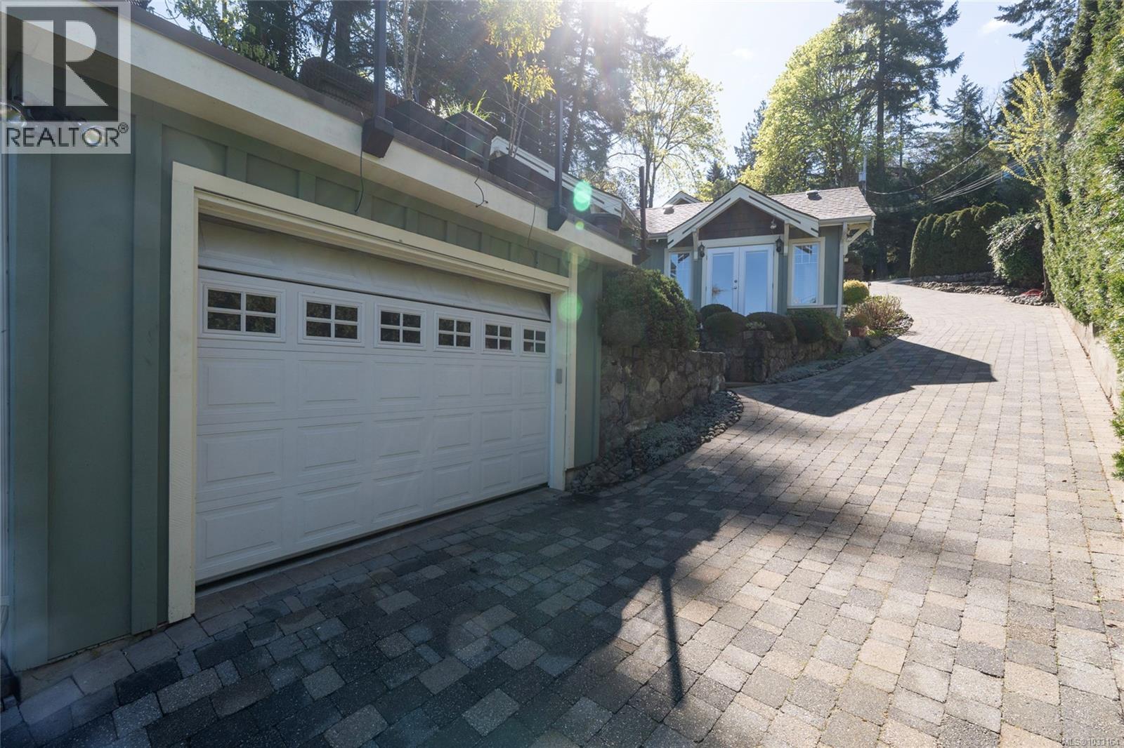  786 Sea Drive, Central Saanich