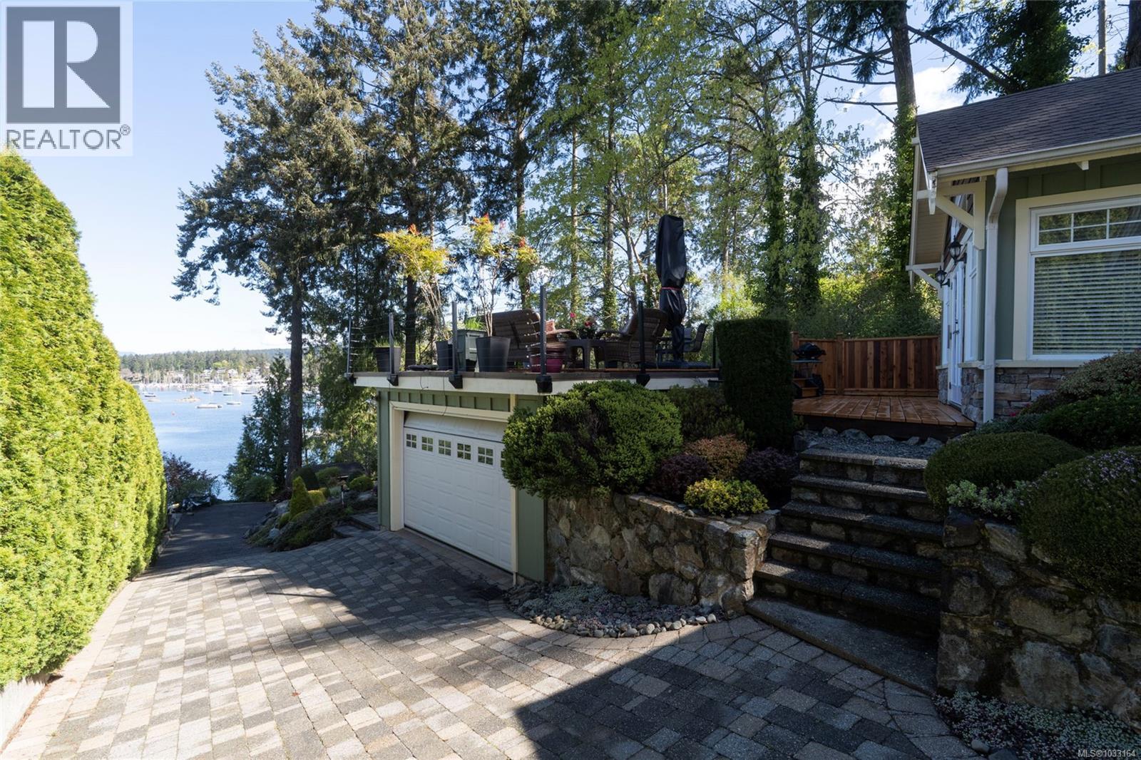  786 Sea Drive, Central Saanich