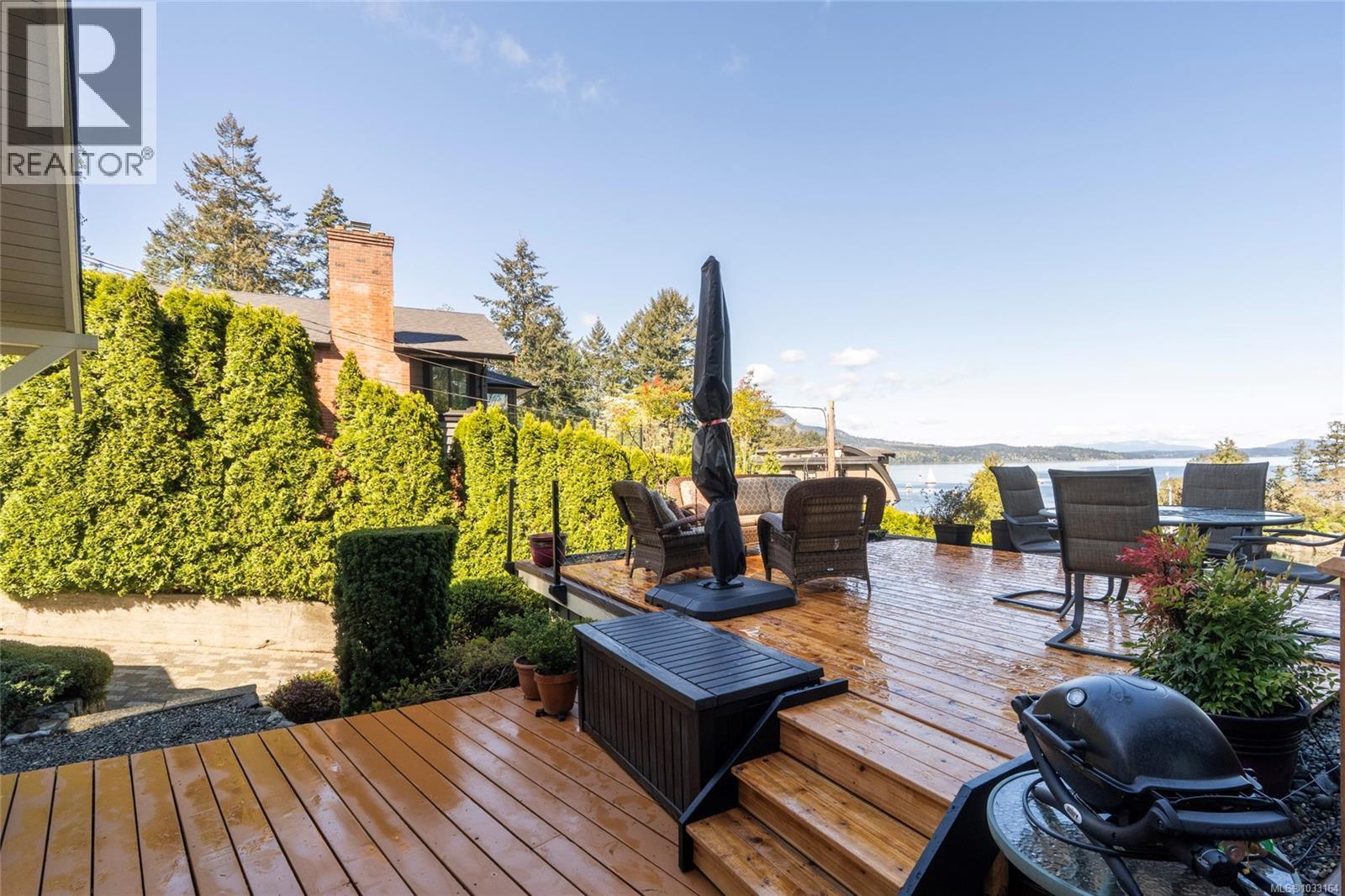  786 Sea Drive, Central Saanich