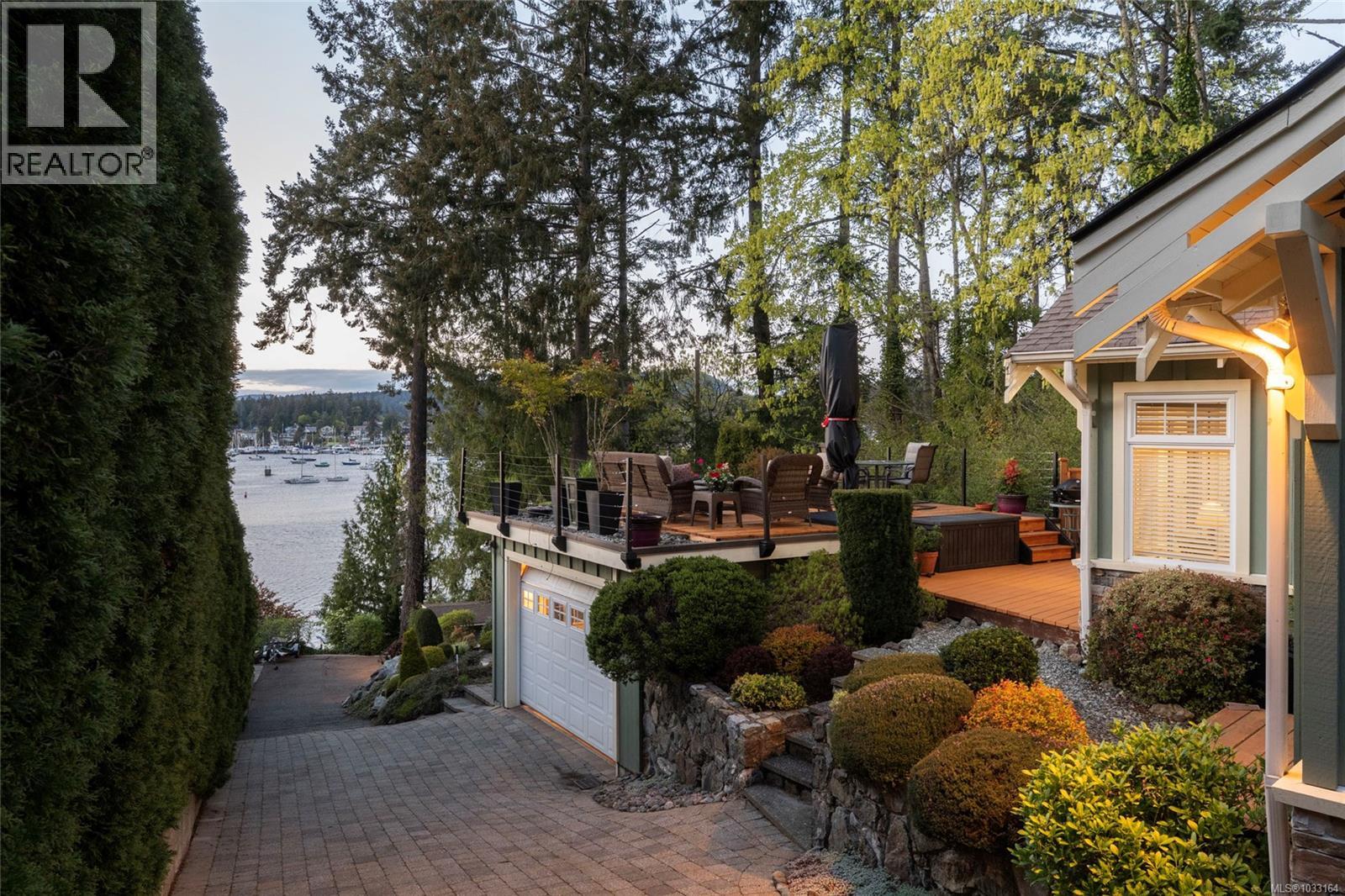  786 Sea Drive, Central Saanich