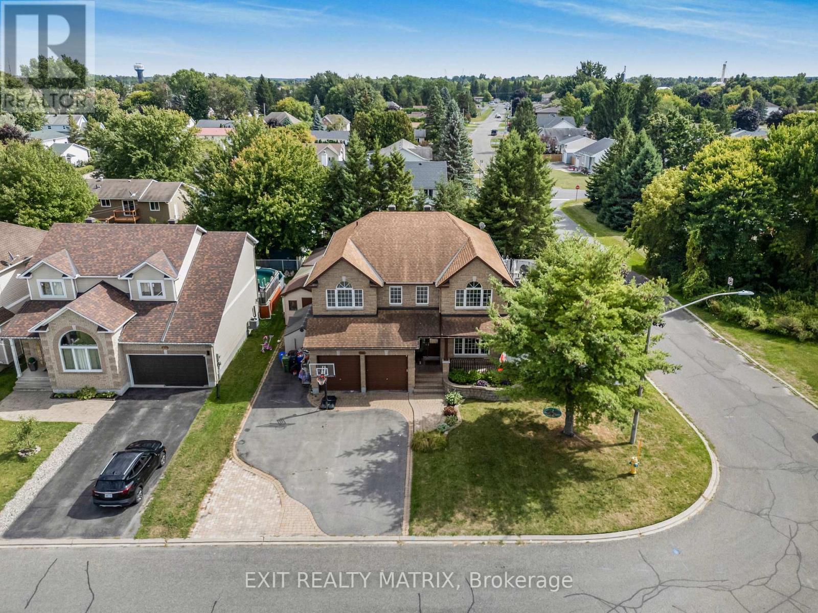 116 LAMADELEINE BOULEVARD — photo 46
