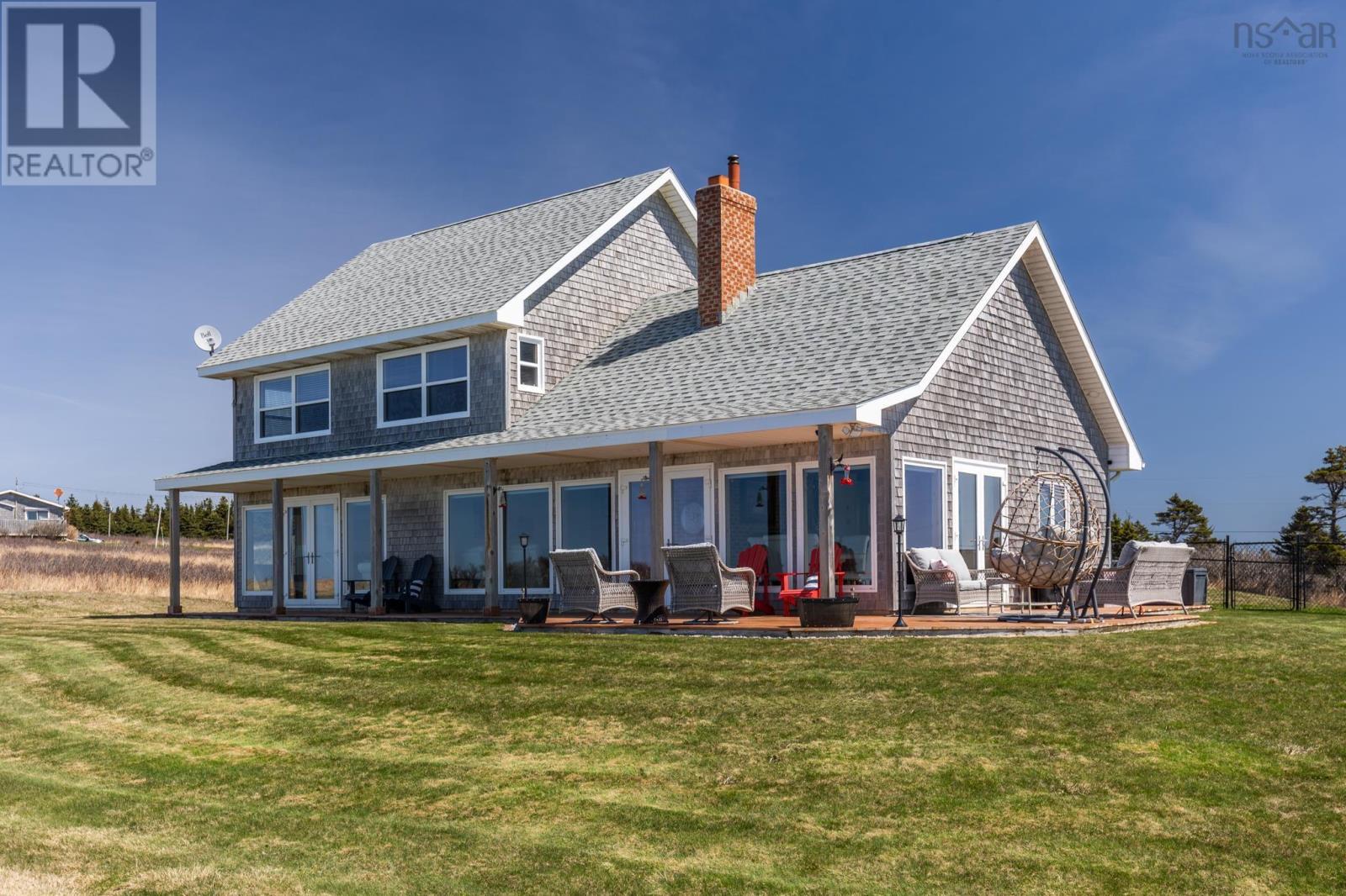 2435 Main Shore Road — photo 3