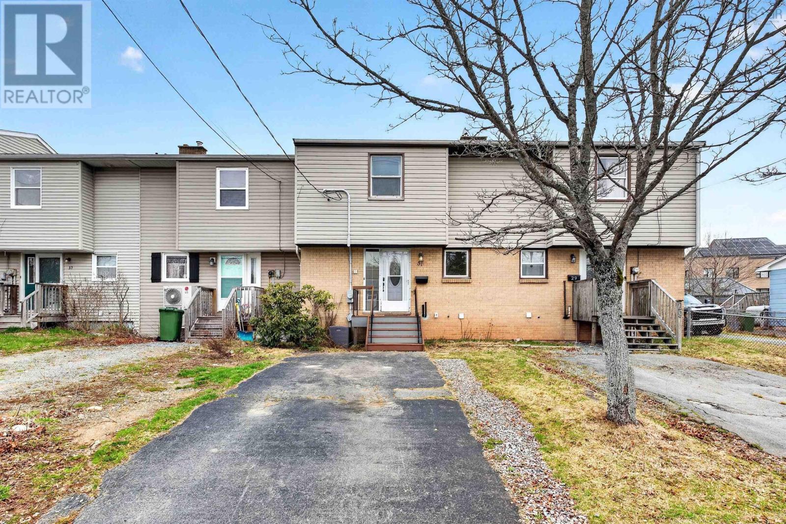 Property photo of 31 Circassion Drive