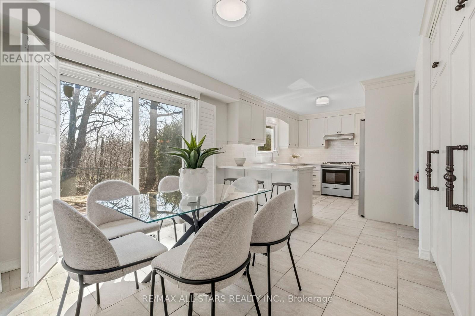 53 SMITHY STREET - 9