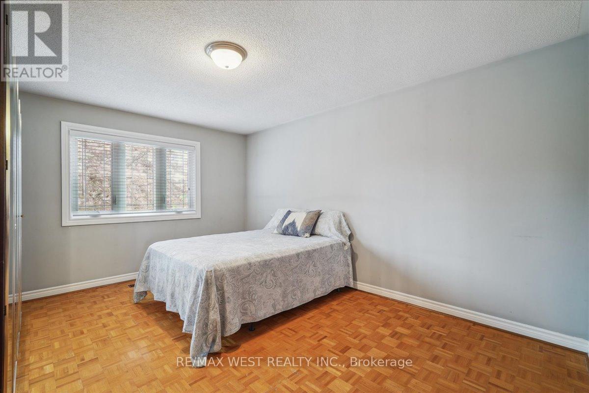15 BROWNLEE AVENUE — photo 19