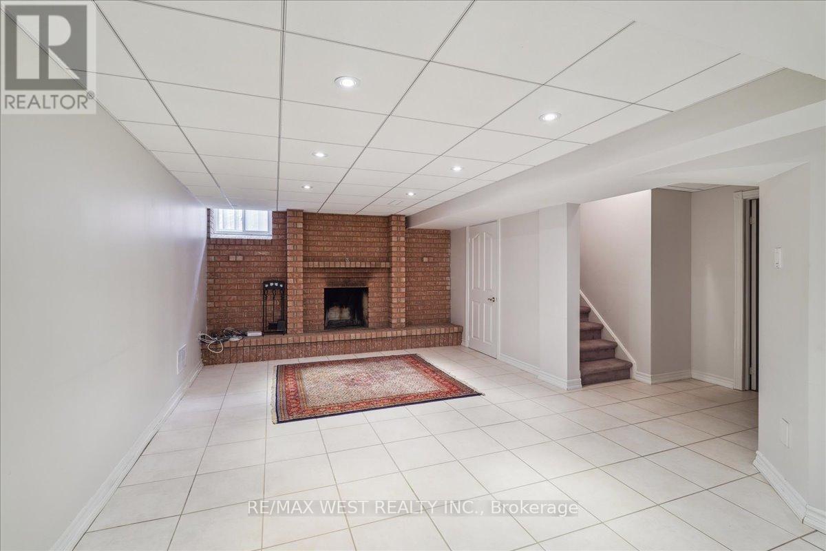 15 BROWNLEE AVENUE — photo 25