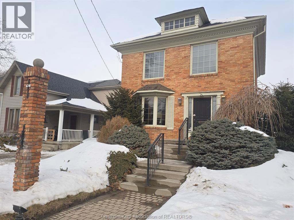 257 ST. CLAIR STREET - 1