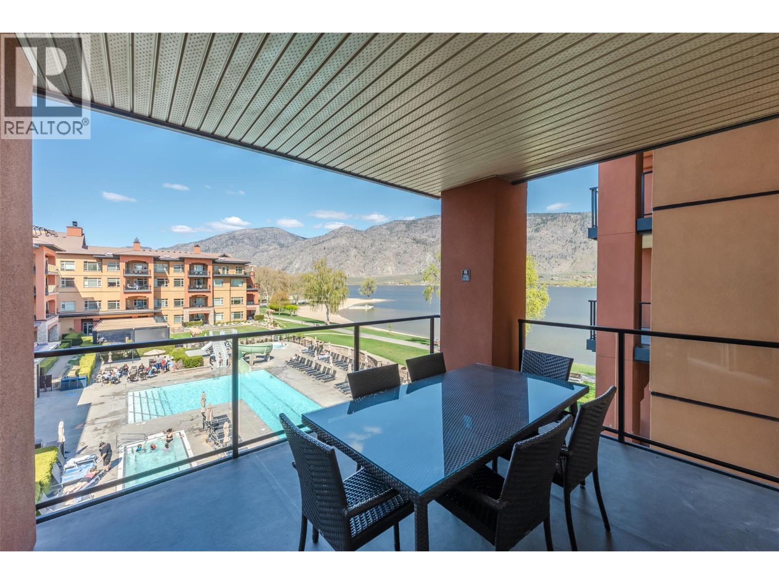 #332 15 Park Place Unit# 332 - 30