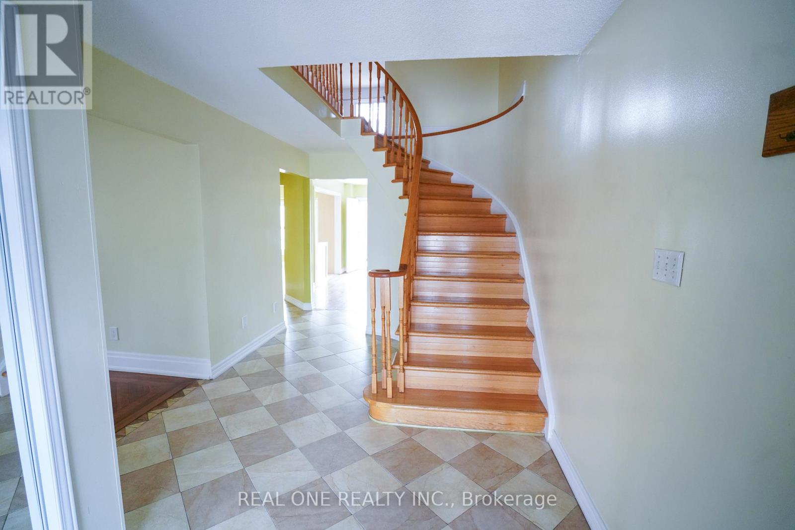 476 BUD GREGORY BOULEVARD — photo 8