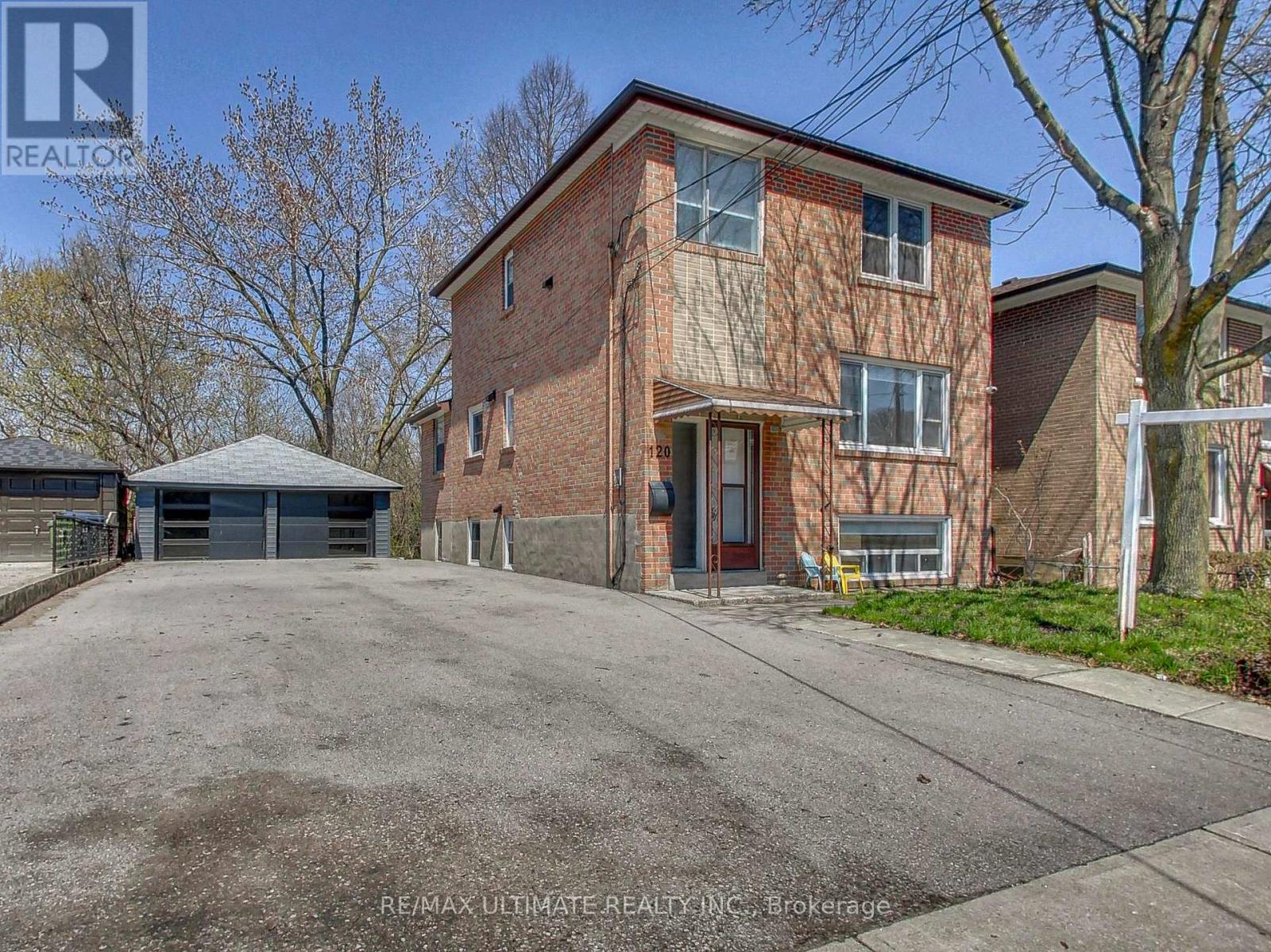 Listing photo of 120 EDINBOROUGH COURT