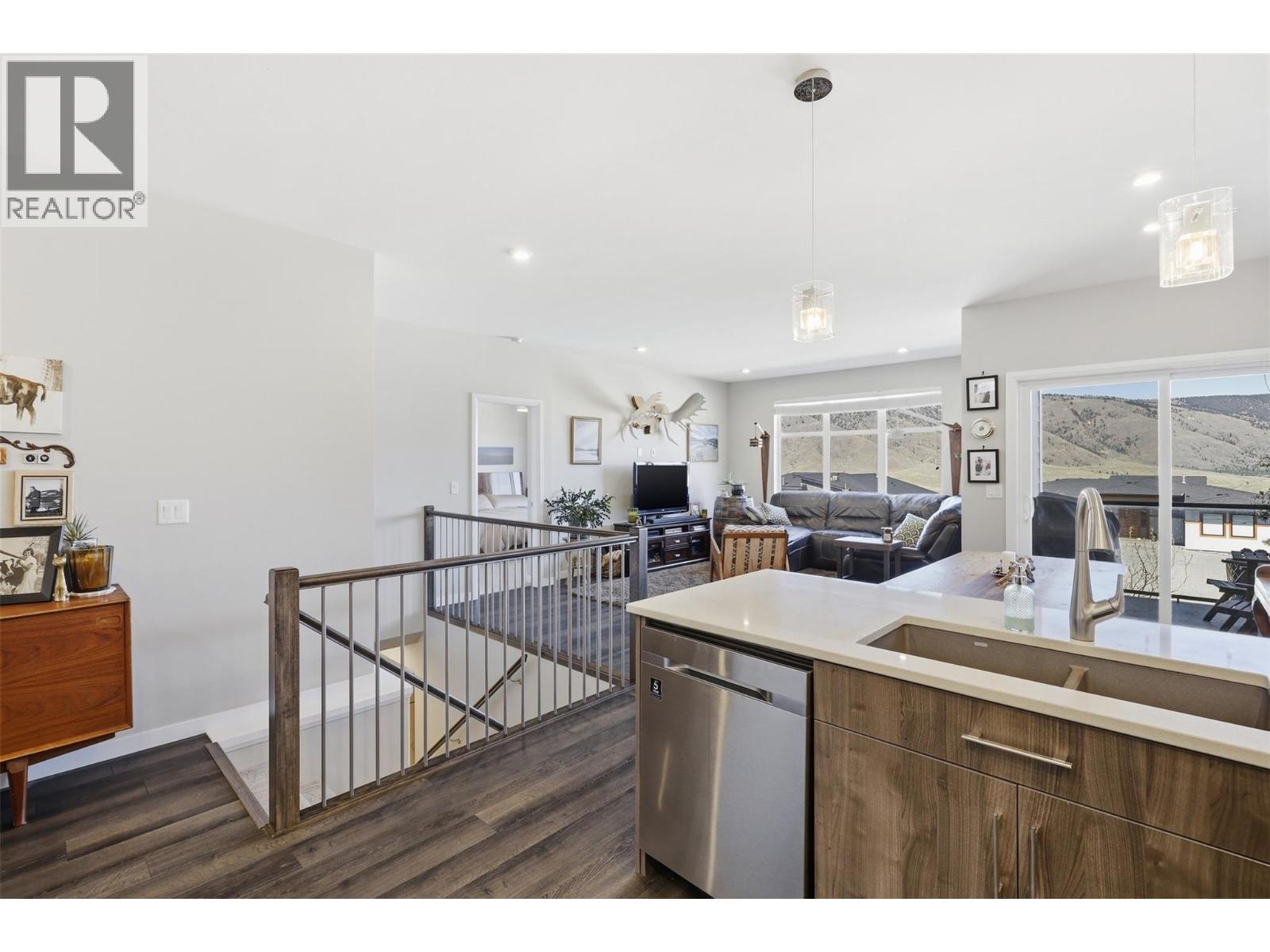 #128 1993 Qu'Appelle Boulevard - 11