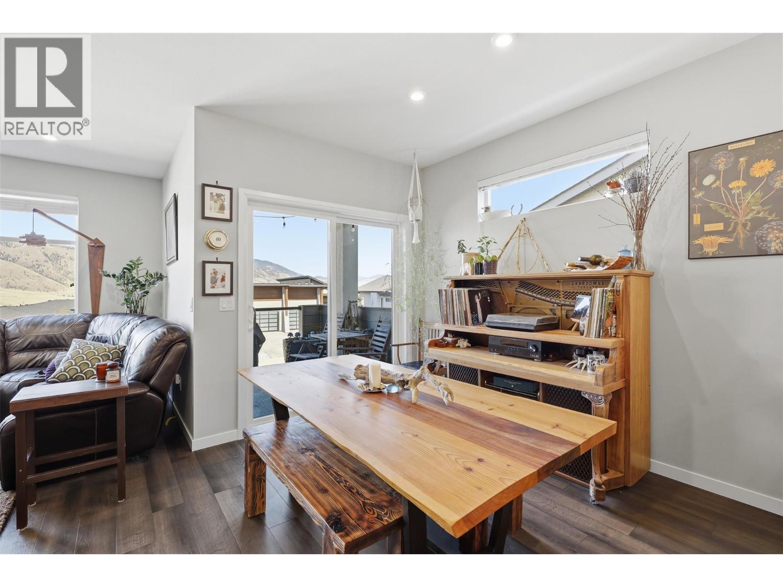 #128 1993 Qu'Appelle Boulevard - 12