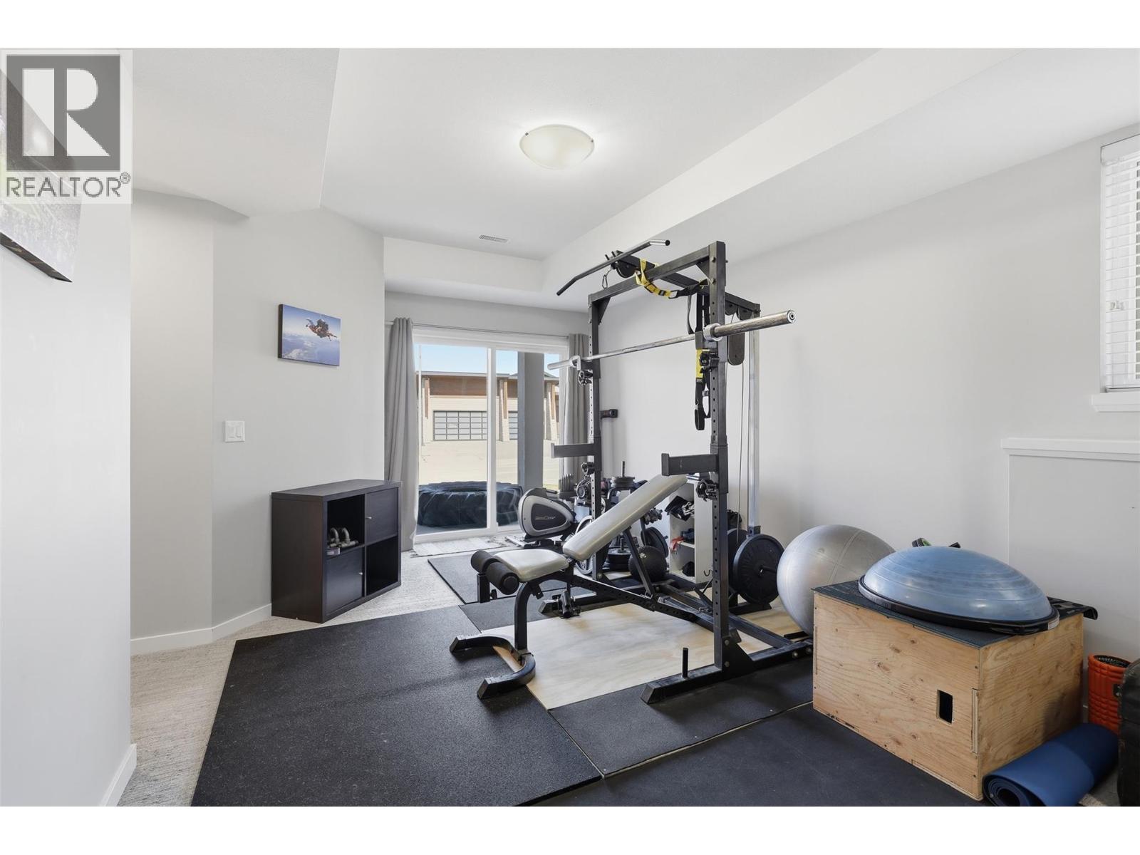 #128 1993 Qu'Appelle Boulevard - 23