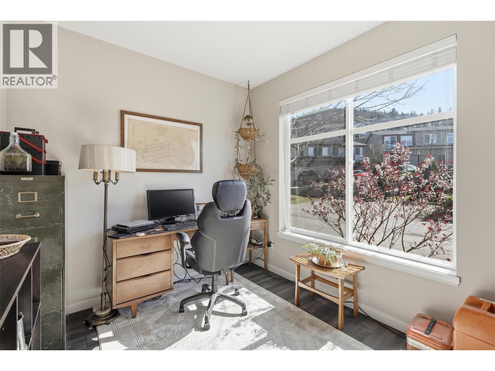 #128 1993 Qu'Appelle Boulevard - 4