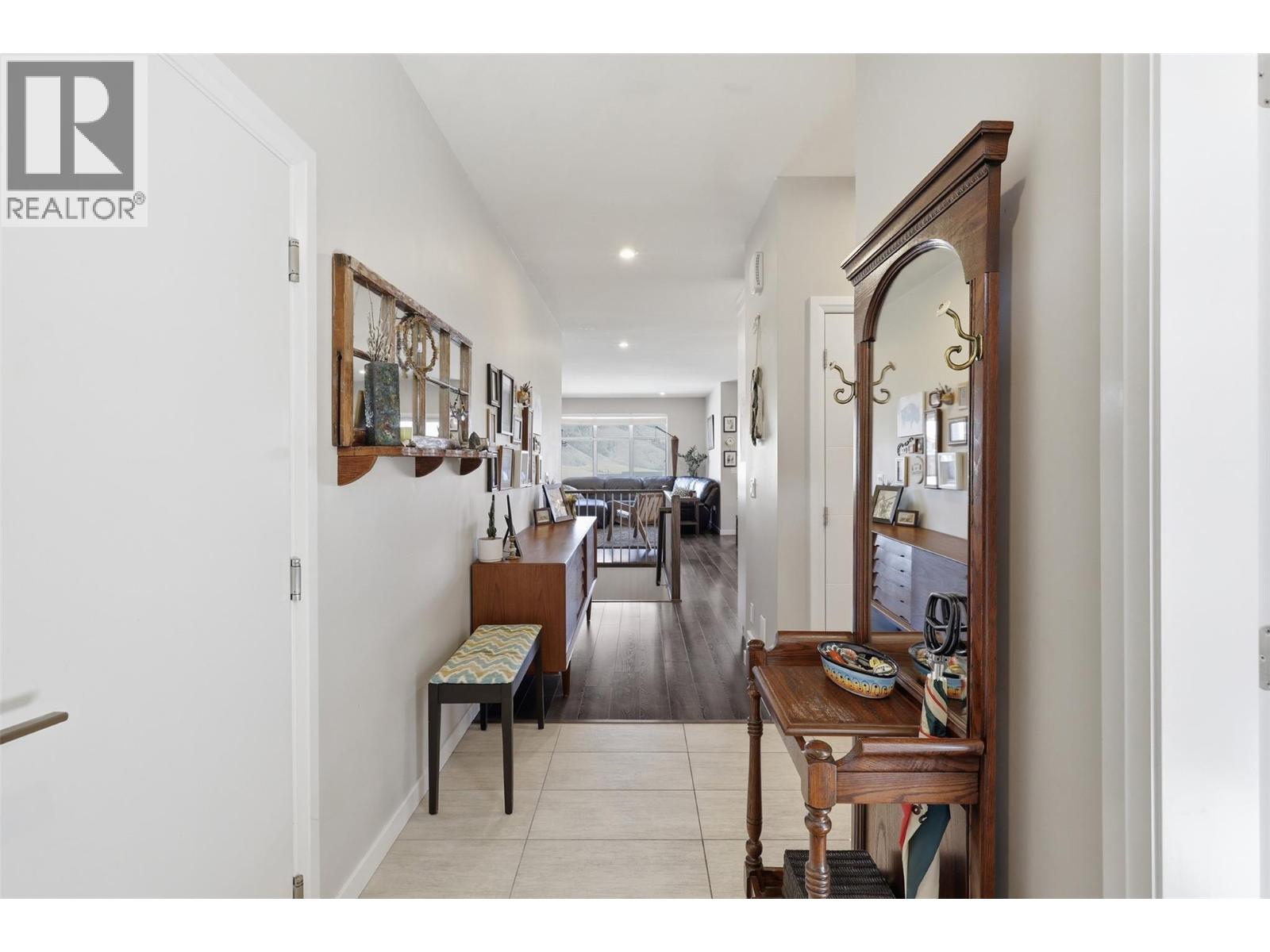 #128 1993 Qu'Appelle Boulevard - 5