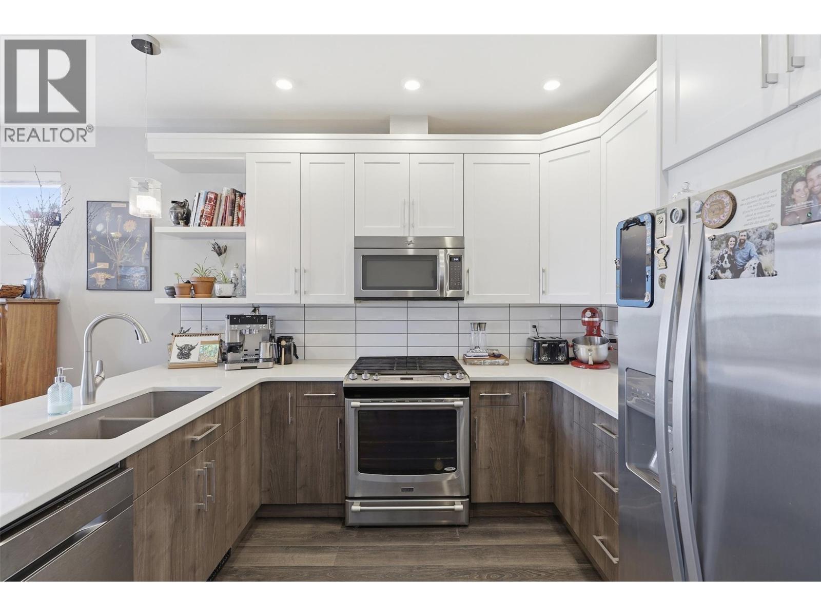 #128 1993 Qu'Appelle Boulevard - 9