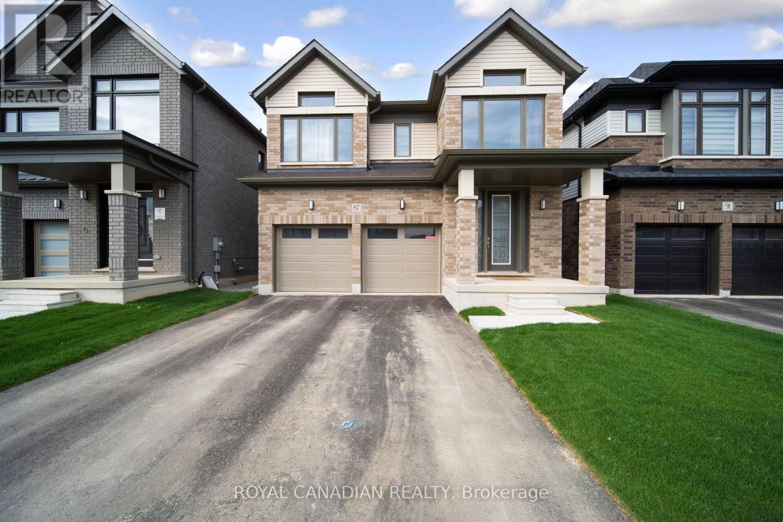 87 SOULES SQUARE — photo 2