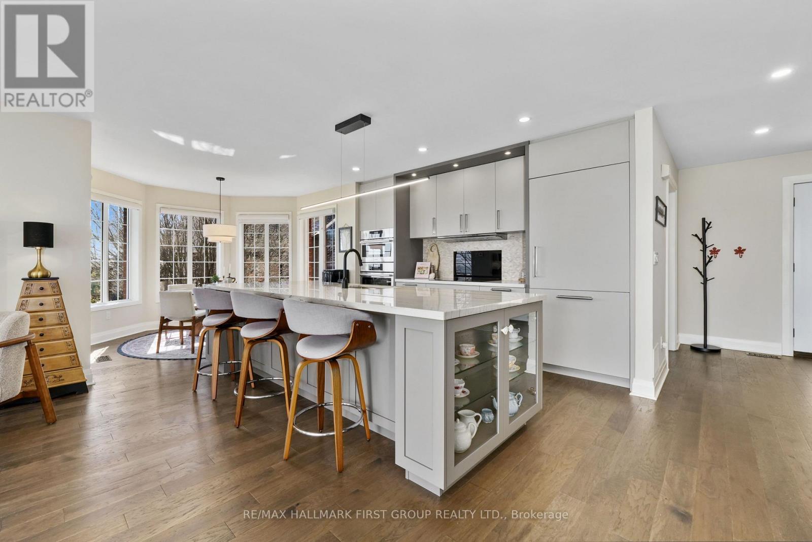 75 EAST HOUSE CRESCENT - 13