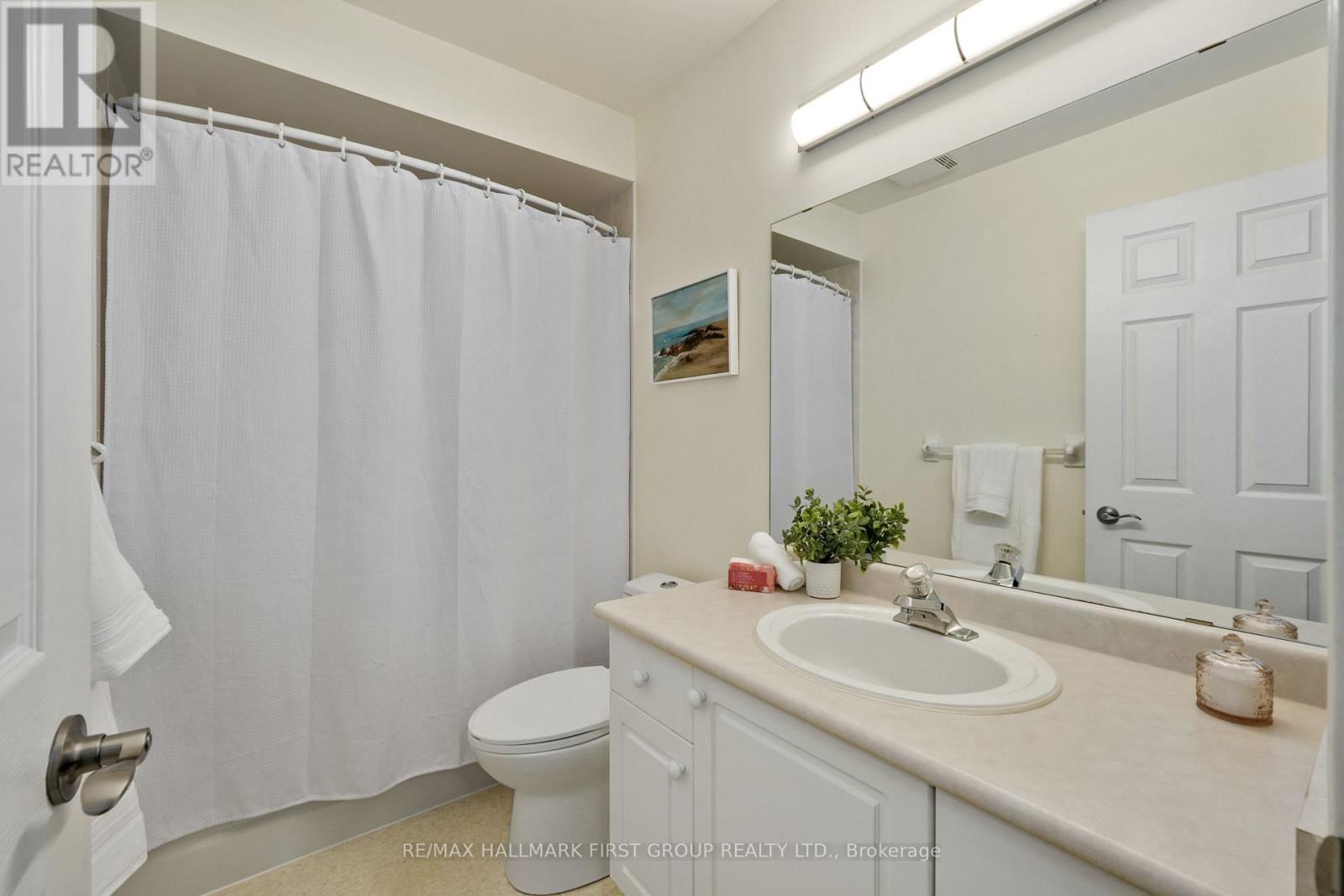 75 EAST HOUSE CRESCENT - 27