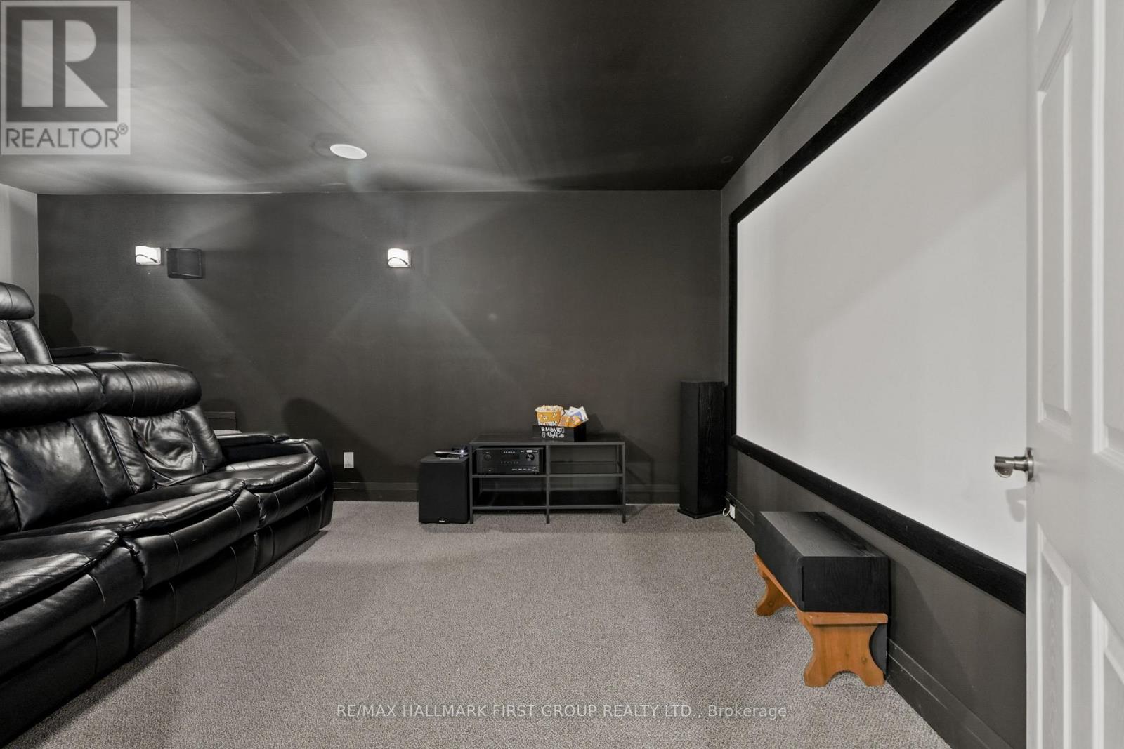 75 EAST HOUSE CRESCENT - 36