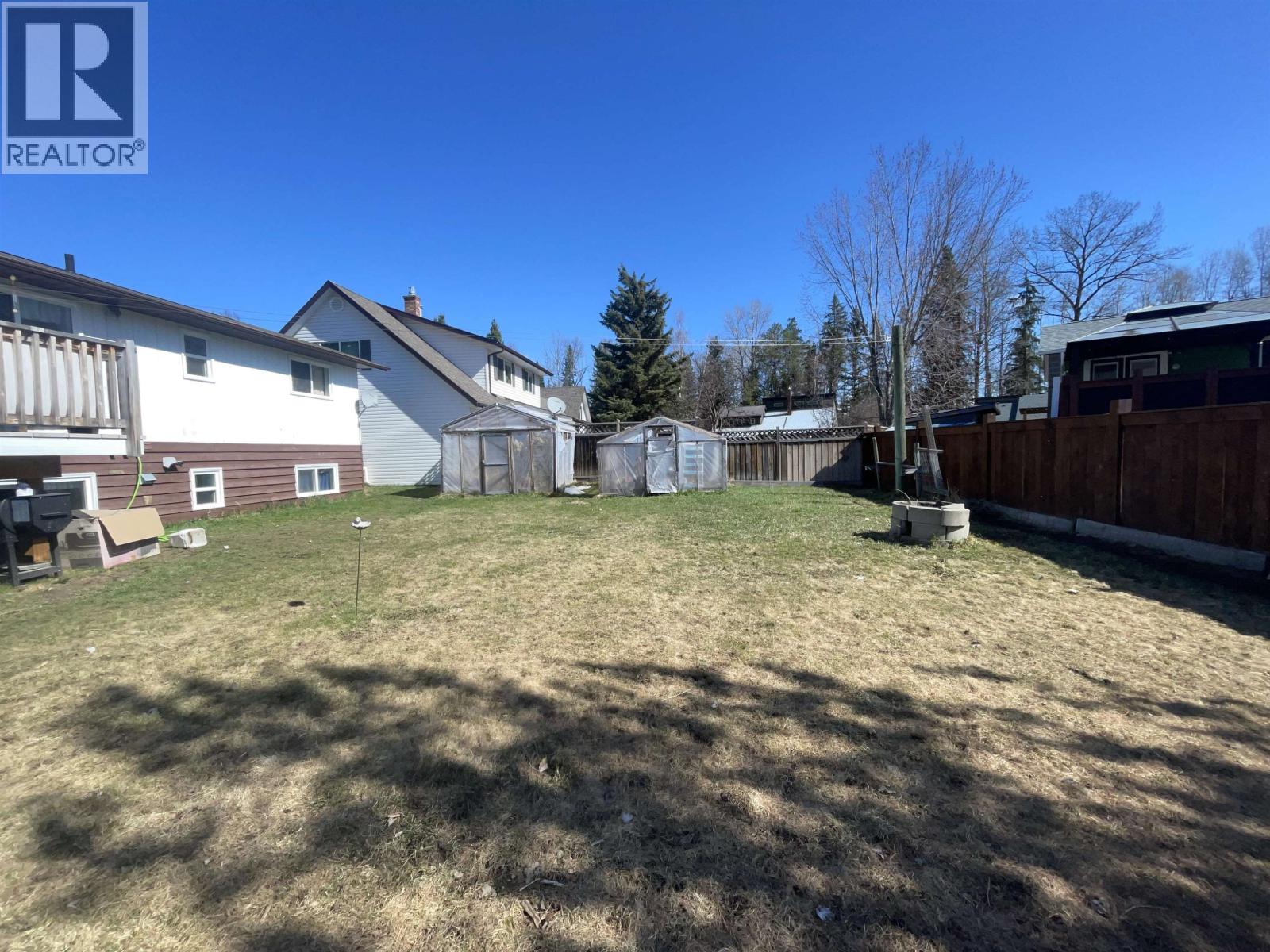 4465 BIRCH CRESCENT - 30