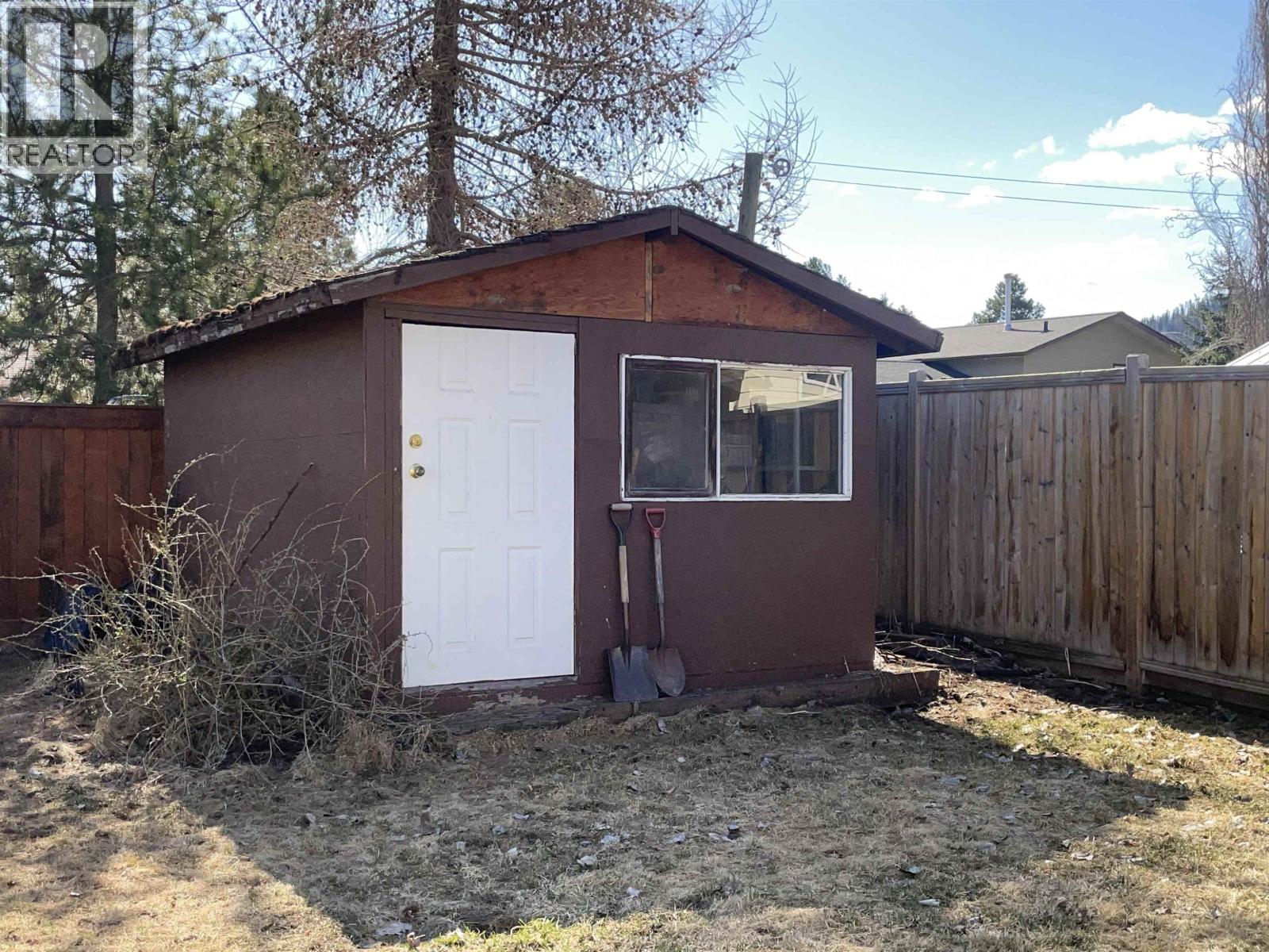 4465 BIRCH Crescent, Smithers