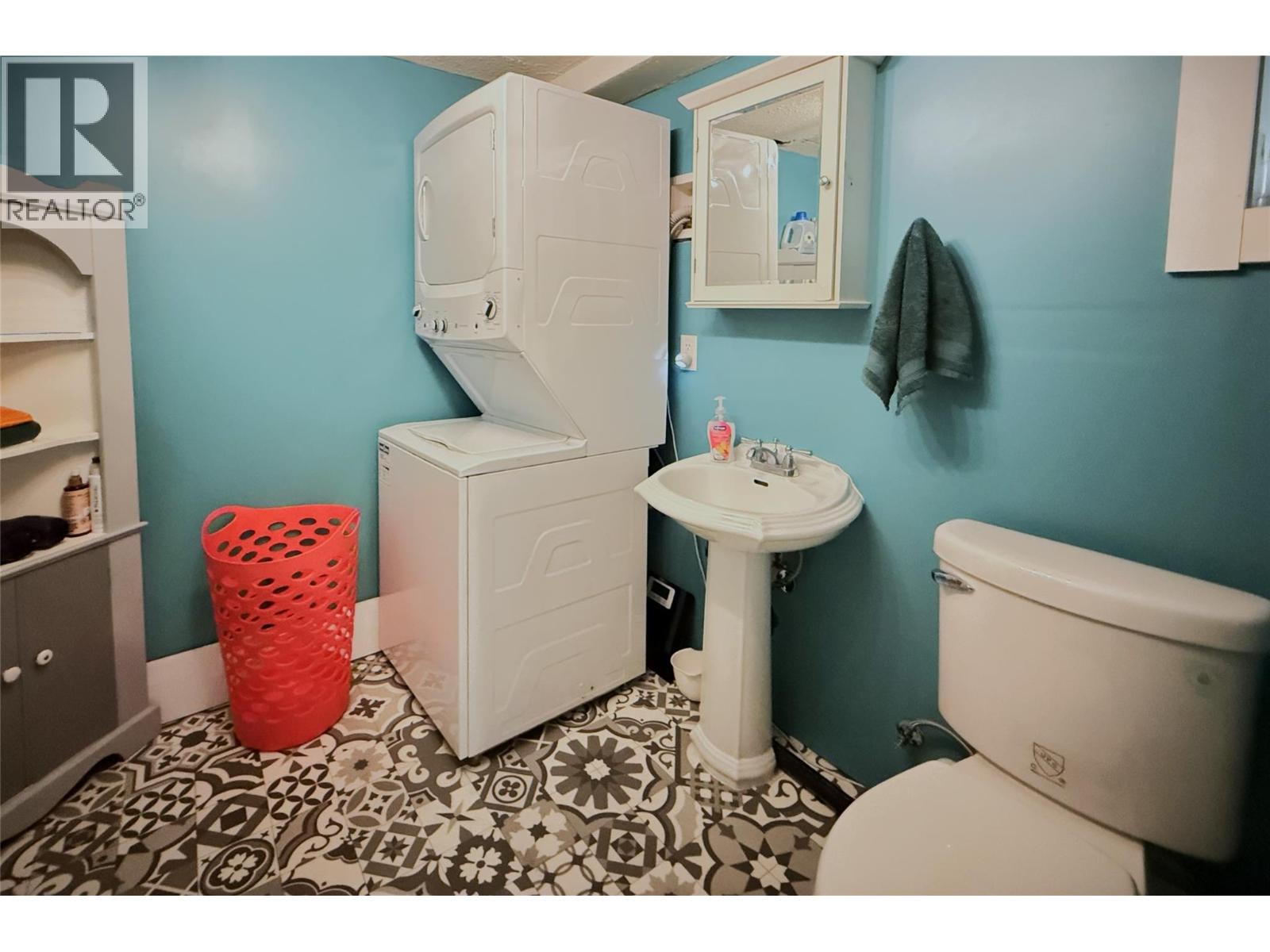 Laundry Room remodelled in 2024-25 and bathroom facilities added.