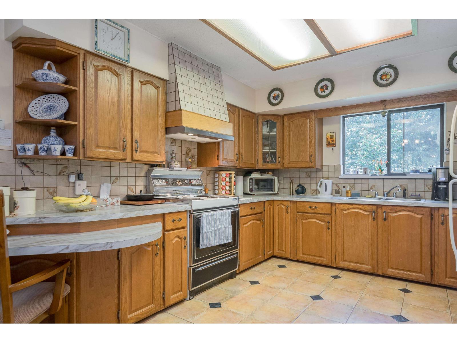 10544 SUNCREST Drive, Delta