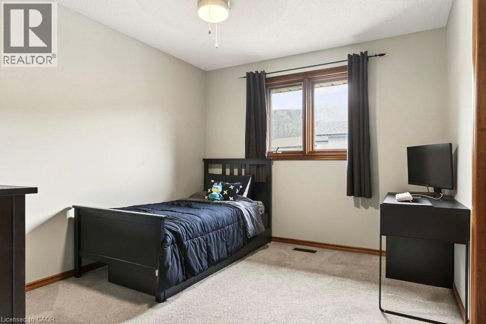 8 WYVIS Court, Stoney Creek, Ontario, L8G4W3 — Photo 27