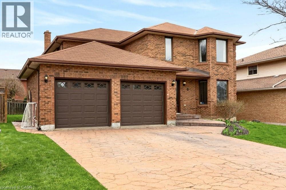 8 WYVIS Court, Stoney Creek, Ontario, L8G4W3 — Photo 2