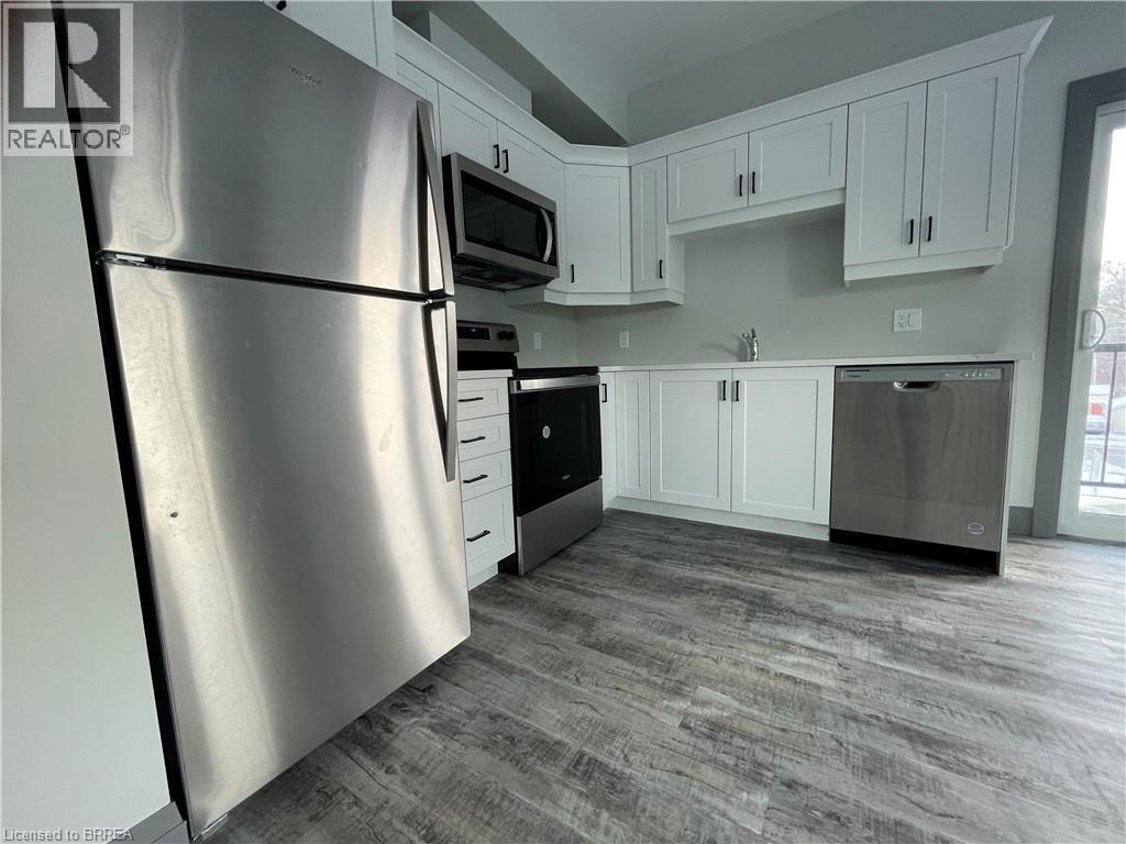 600 NORFOLK Street Unit# 302, Simcoe, Ontario, N3Y0H5 — Photo 4