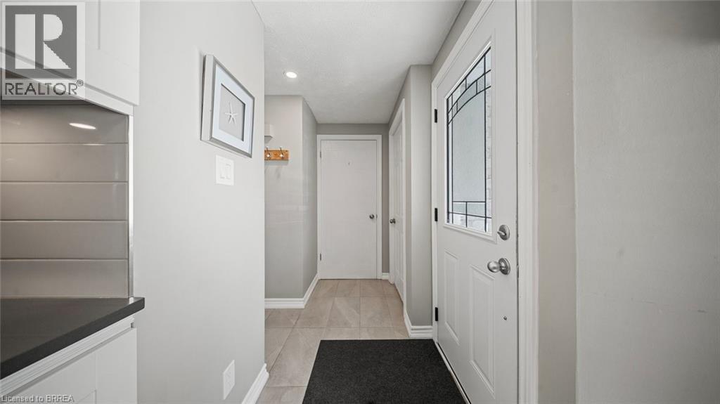 23 FREEMAN Crescent — photo 5