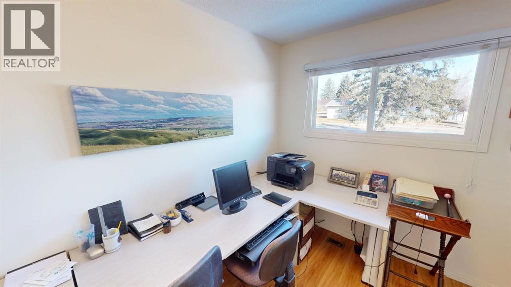 305 2 Avenue - 12