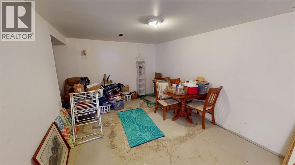 305 2 Avenue - 15